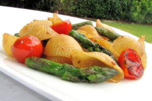 Pasta with Asparagus and Cherry tomatoes