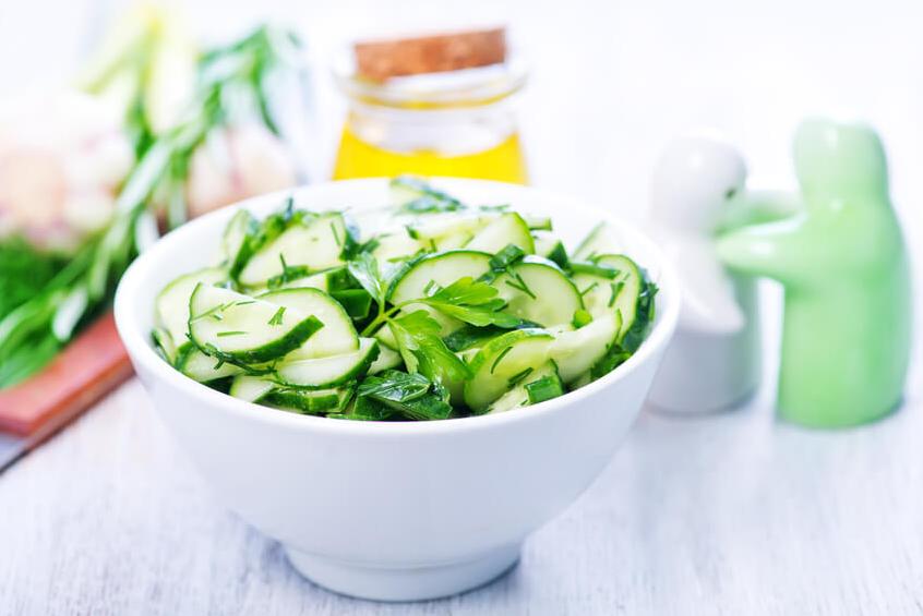 Salad-with-cucumber