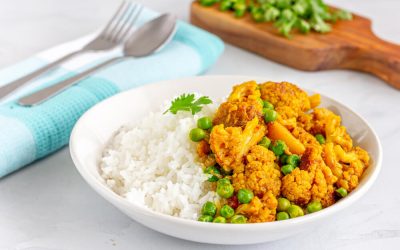 Cauliflower and Peas Masala Curry (Gobi Matar)